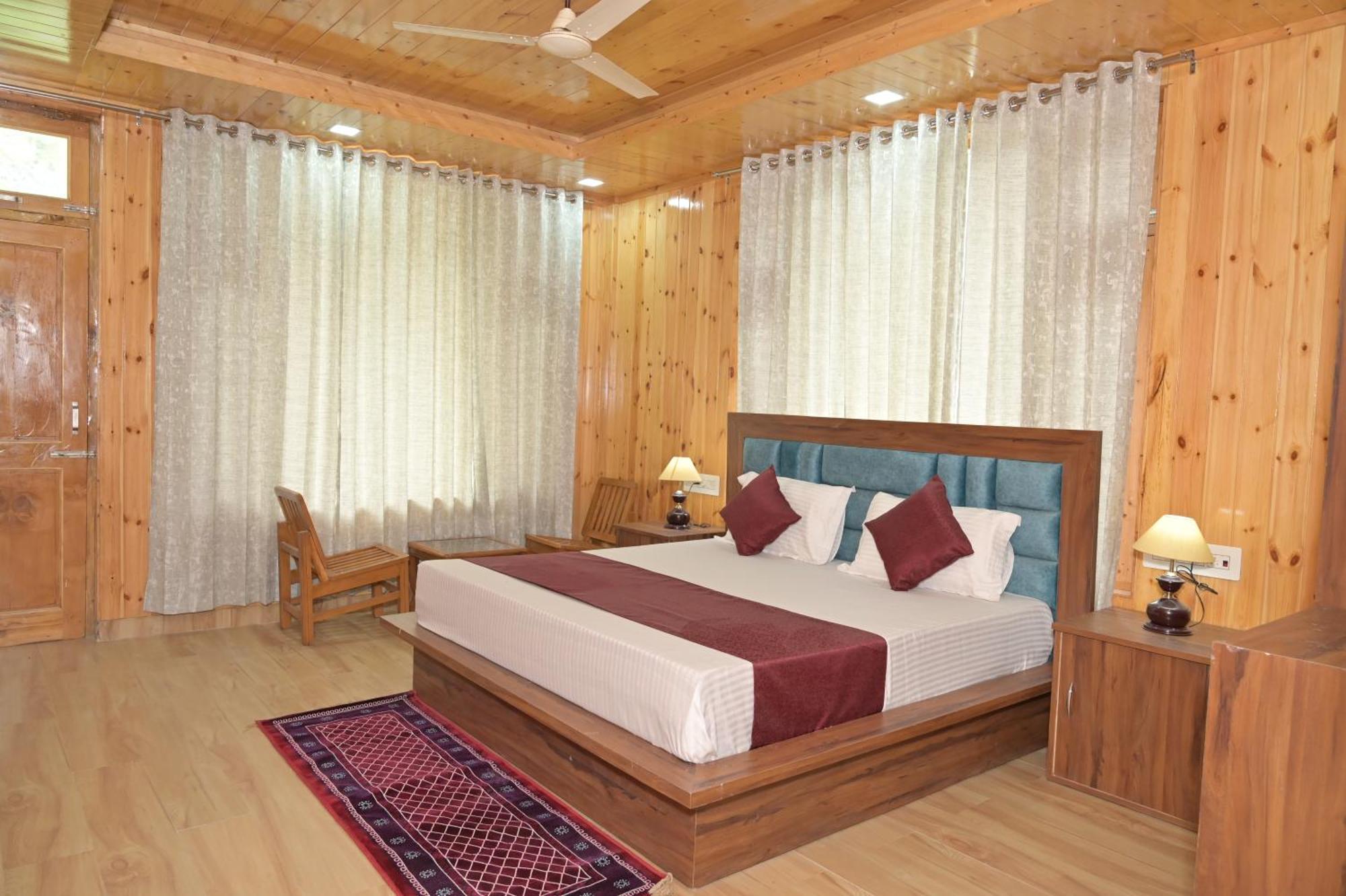 Hotel Royal Galaxy Tirthan Banjar Экстерьер фото