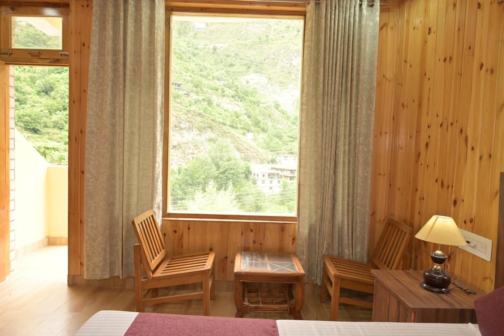 Hotel Royal Galaxy Tirthan Banjar Экстерьер фото